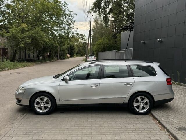 Сірий Фольксваген Пассат Варіант, об'ємом двигуна 2 л та пробігом 250 тис. км за 3550 $, фото 8 на Automoto.ua