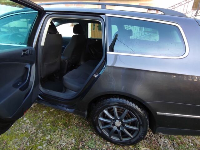 Серый Фольксваген Пассат Вариант, объемом двигателя 2 л и пробегом 287 тыс. км за 7900 $, фото 16 на Automoto.ua