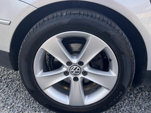 Сірий Фольксваген Пассат Варіант, об'ємом двигуна 2 л та пробігом 320 тис. км за 7700 $, фото 7 на Automoto.ua