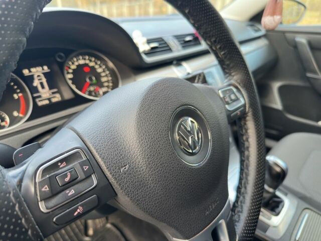 Серый Фольксваген Пассат Вариант, объемом двигателя 2 л и пробегом 336 тыс. км за 10900 $, фото 12 на Automoto.ua