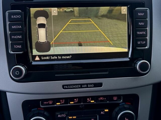 Сірий Фольксваген Пассат Варіант, об'ємом двигуна 2 л та пробігом 214 тис. км за 8300 $, фото 6 на Automoto.ua