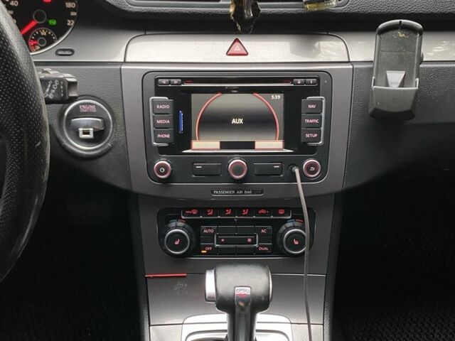 Серый Фольксваген Пассат Вариант, объемом двигателя 2 л и пробегом 210 тыс. км за 7399 $, фото 18 на Automoto.ua