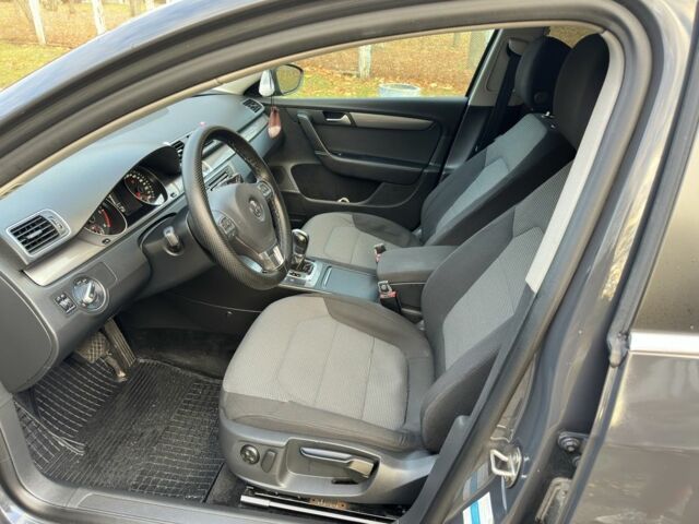 Серый Фольксваген Пассат Вариант, объемом двигателя 2 л и пробегом 336 тыс. км за 10900 $, фото 11 на Automoto.ua