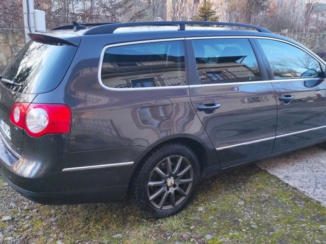 Серый Фольксваген Пассат Вариант, объемом двигателя 2 л и пробегом 287 тыс. км за 7900 $, фото 2 на Automoto.ua