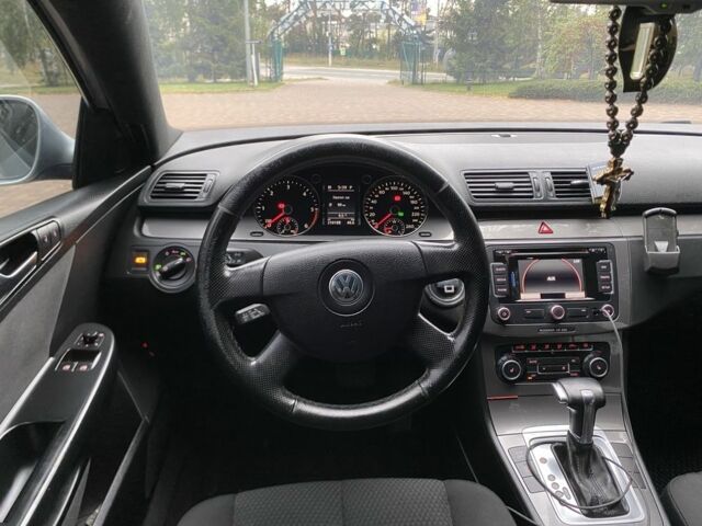 Серый Фольксваген Пассат Вариант, объемом двигателя 2 л и пробегом 210 тыс. км за 7399 $, фото 17 на Automoto.ua