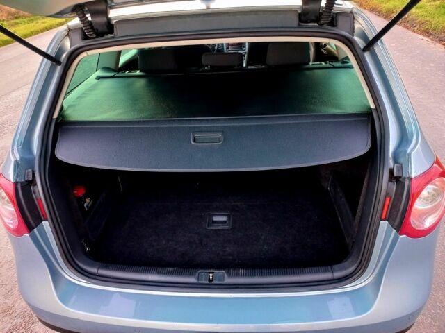 Фольксваген Пассат Вариант 2010 в Збараже на Automoto.ua Серый Фольксваген Пассат Вариант, объемом двигателя 1.6 л и пробегом 350 тыс. км за 6199 $, фото 4 на Automoto.ua