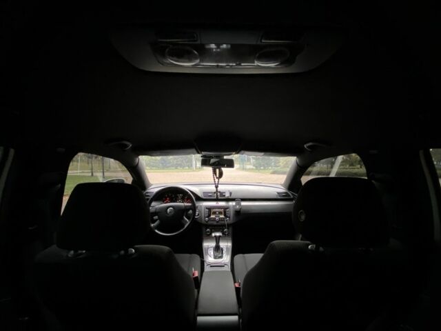 Серый Фольксваген Пассат Вариант, объемом двигателя 2 л и пробегом 210 тыс. км за 7399 $, фото 15 на Automoto.ua