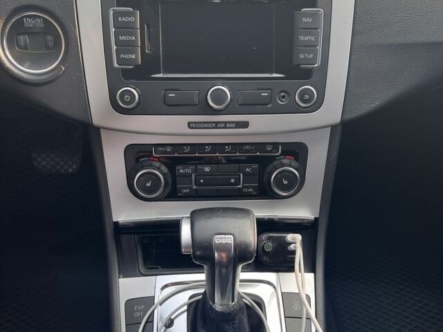 Сірий Фольксваген Пассат Варіант, об'ємом двигуна 2 л та пробігом 320 тис. км за 7700 $, фото 14 на Automoto.ua