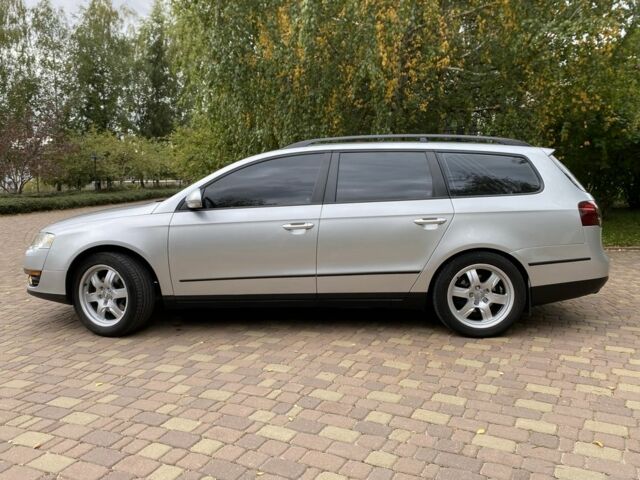 Серый Фольксваген Пассат Вариант, объемом двигателя 2 л и пробегом 210 тыс. км за 7399 $, фото 7 на Automoto.ua