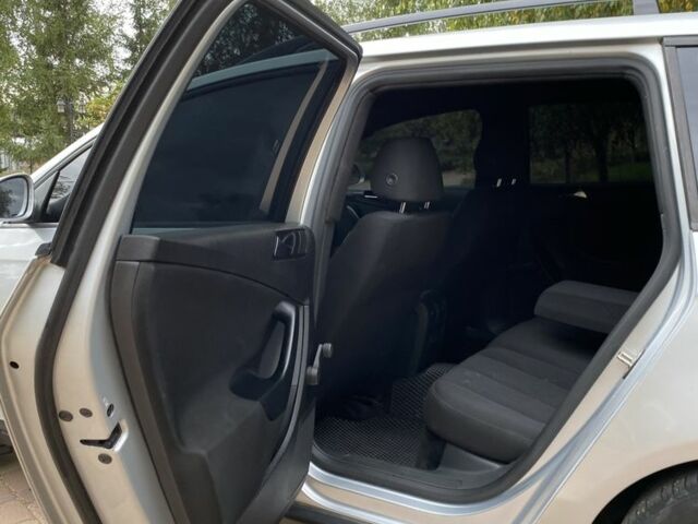 Серый Фольксваген Пассат Вариант, объемом двигателя 2 л и пробегом 210 тыс. км за 7399 $, фото 10 на Automoto.ua