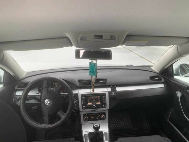 Сірий Фольксваген Пассат Варіант, об'ємом двигуна 2 л та пробігом 254 тис. км за 7200 $, фото 13 на Automoto.ua