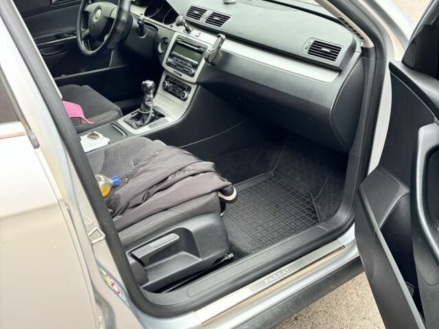 Серый Фольксваген Пассат Вариант, объемом двигателя 1.4 л и пробегом 260 тыс. км за 6400 $, фото 7 на Automoto.ua