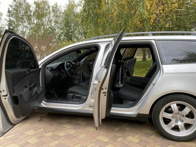 Серый Фольксваген Пассат Вариант, объемом двигателя 2 л и пробегом 210 тыс. км за 7399 $, фото 13 на Automoto.ua