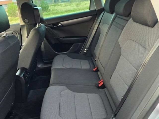 Сірий Фольксваген Пассат Варіант, об'ємом двигуна 2 л та пробігом 214 тис. км за 3400 $, фото 7 на Automoto.ua