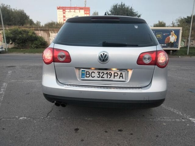 Серый Фольксваген Пассат Вариант, объемом двигателя 2 л и пробегом 242 тыс. км за 7508 $, фото 3 на Automoto.ua