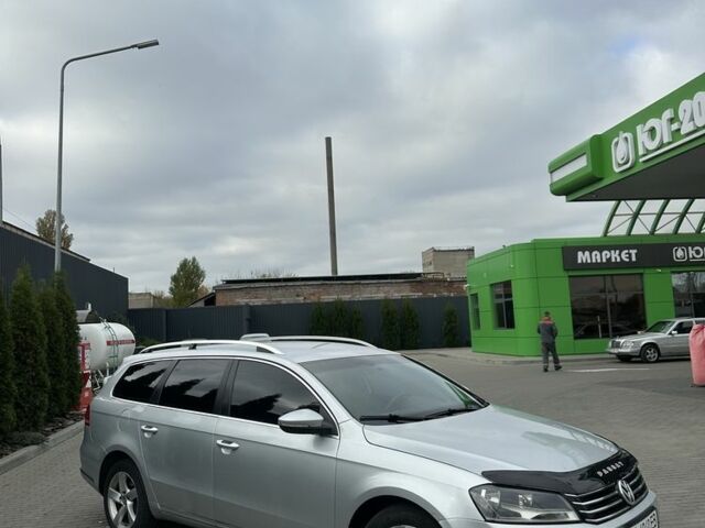 Серый Фольксваген Пассат Вариант, объемом двигателя 1.4 л и пробегом 300 тыс. км за 6999 $, фото 3 на Automoto.ua