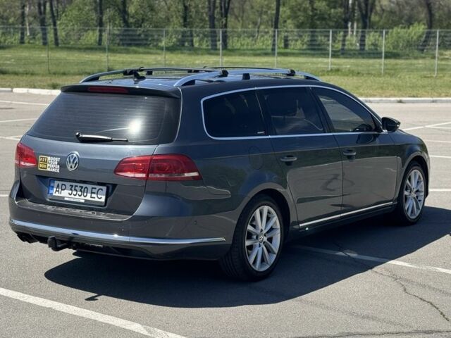 Сірий Фольксваген Пассат Варіант, об'ємом двигуна 2 л та пробігом 322 тис. км за 10800 $, фото 4 на Automoto.ua