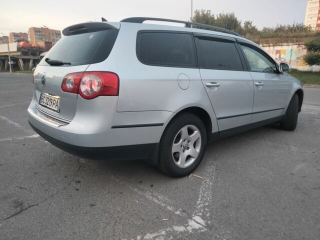 Серый Фольксваген Пассат Вариант, объемом двигателя 2 л и пробегом 242 тыс. км за 7508 $, фото 2 на Automoto.ua