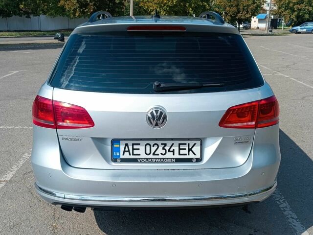 Фольксваген Пассат Вариант 2011 в Кривом Роге на Automoto.ua Серый Фольксваген Пассат Вариант, объемом двигателя 2 л и пробегом 262 тыс. км за 9600 $, фото 4 на Automoto.ua