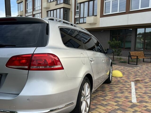 Сірий Фольксваген Пассат Варіант, об'ємом двигуна 2 л та пробігом 280 тис. км за 10000 $, фото 6 на Automoto.ua