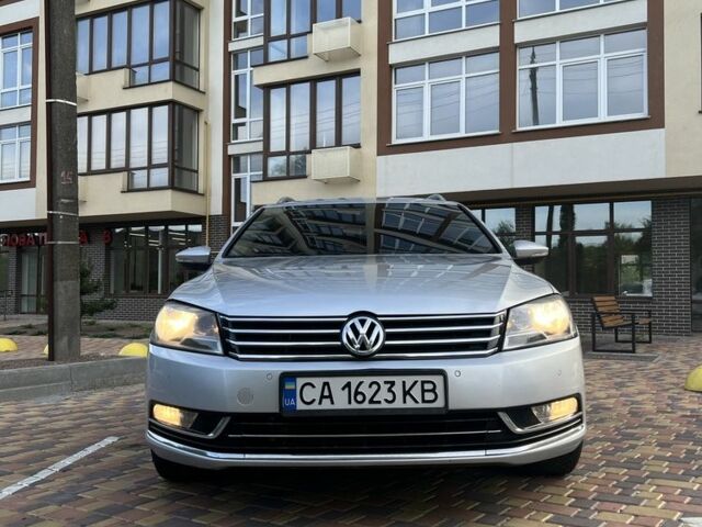 Сірий Фольксваген Пассат Варіант, об'ємом двигуна 2 л та пробігом 280 тис. км за 10000 $, фото 1 на Automoto.ua