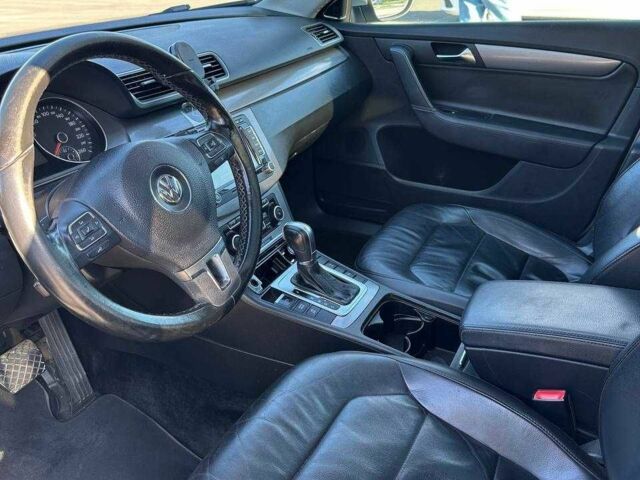 Фольксваген Пассат Вариант 2011 в Ковель на Automoto.ua Серый Фольксваген Пассат Вариант, объемом двигателя 2 л и пробегом 272 тыс. км за 11300 $, фото 17 на Automoto.ua