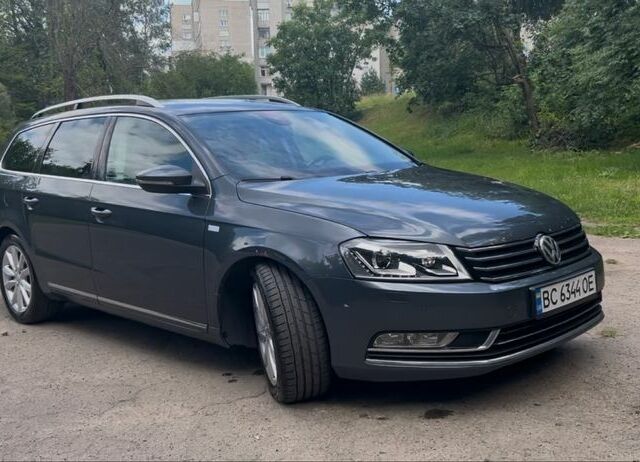 Сірий Фольксваген Пассат Варіант, об'ємом двигуна 2 л та пробігом 208 тис. км за 10000 $, фото 1 на Automoto.ua
