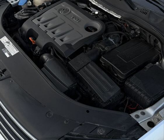 Серый Фольксваген Пассат Вариант, объемом двигателя 2 л и пробегом 295 тыс. км за 8600 $, фото 9 на Automoto.ua