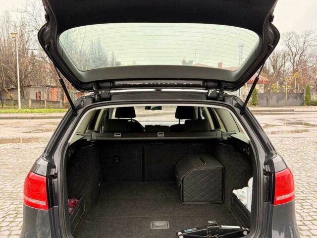 Серый Фольксваген Пассат Вариант, объемом двигателя 1.6 л и пробегом 493 тыс. км за 8000 $, фото 23 на Automoto.ua