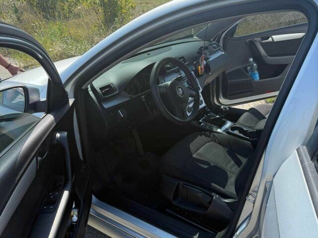 Фольксваген Пассат Вариант 2011 в Шполе на Automoto.ua Серый Фольксваген Пассат Вариант, объемом двигателя 2 л и пробегом 277 тыс. км за 10500 $, фото 7 на Automoto.ua