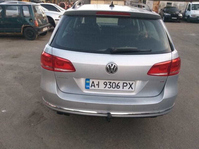 Фольксваген Пассат Вариант 2011 в Киеве на Automoto.ua Серый Фольксваген Пассат Вариант, объемом двигателя 1.8 л и пробегом 180 тыс. км за 10500 $, фото 3 на Automoto.ua