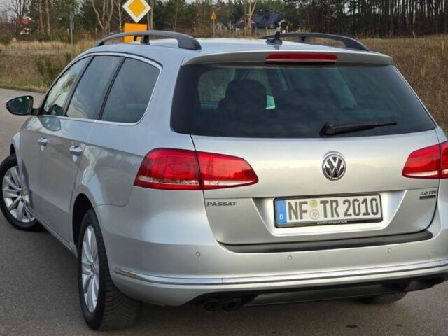 Сірий Фольксваген Пассат Варіант, об'ємом двигуна 2 л та пробігом 214 тис. км за 3400 $, фото 2 на Automoto.ua