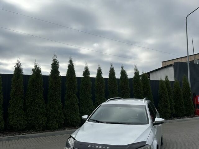 Серый Фольксваген Пассат Вариант, объемом двигателя 1.4 л и пробегом 300 тыс. км за 6999 $, фото 1 на Automoto.ua