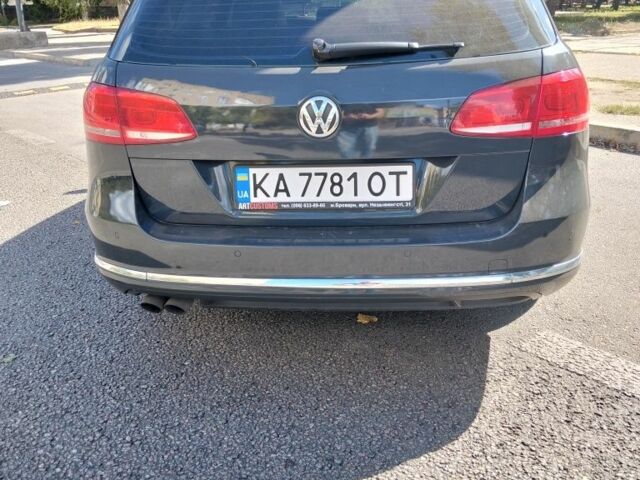 Сірий Фольксваген Пассат Варіант, об'ємом двигуна 2 л та пробігом 296 тис. км за 11300 $, фото 3 на Automoto.ua