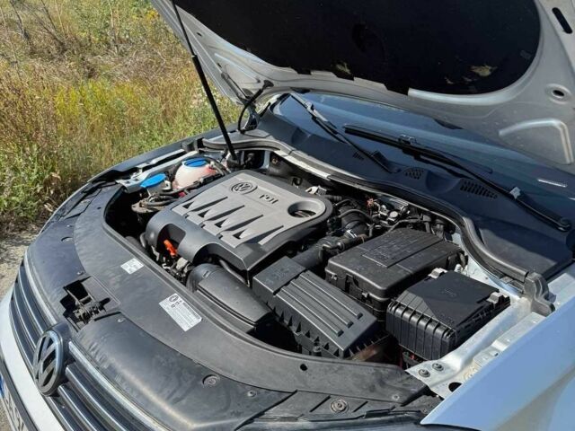 Фольксваген Пассат Вариант 2011 в Шполе на Automoto.ua Серый Фольксваген Пассат Вариант, объемом двигателя 2 л и пробегом 277 тыс. км за 10500 $, фото 10 на Automoto.ua