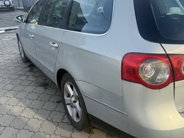 Серый Фольксваген Пассат Вариант, объемом двигателя 1.6 л и пробегом 300 тыс. км за 2999 $, фото 5 на Automoto.ua