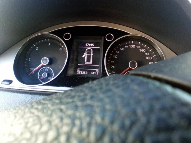 Фольксваген Пассат Вариант 2011 в Шполе на Automoto.ua Серый Фольксваген Пассат Вариант, объемом двигателя 2 л и пробегом 277 тыс. км за 10500 $, фото 1 на Automoto.ua