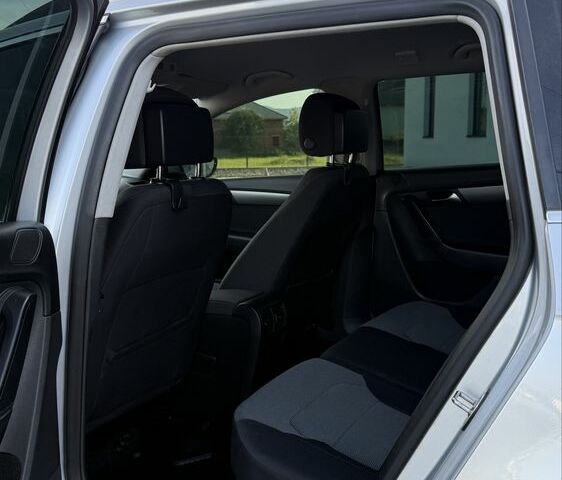 Серый Фольксваген Пассат Вариант, объемом двигателя 2 л и пробегом 295 тыс. км за 8600 $, фото 8 на Automoto.ua