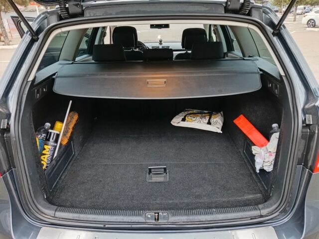 Серый Фольксваген Пассат Вариант, объемом двигателя 2 л и пробегом 344 тыс. км за 7700 $, фото 19 на Automoto.ua