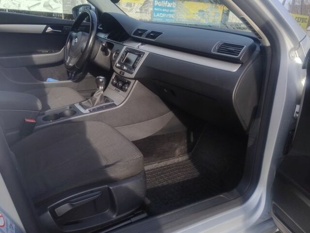 Фольксваген Пассат Варіант 2011 у Львові на Automoto.ua Сірий Фольксваген Пассат Варіант, об'ємом двигуна 2 л та пробігом 297 тис. км за 9000 $, фото 3 на Automoto.ua