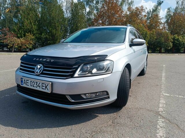 Фольксваген Пассат Вариант 2011 в Кривом Роге на Automoto.ua Серый Фольксваген Пассат Вариант, объемом двигателя 2 л и пробегом 262 тыс. км за 9600 $, фото 2 на Automoto.ua