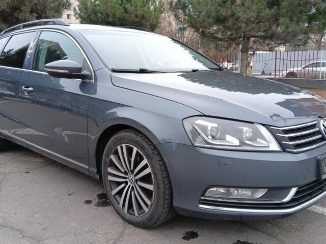 Серый Фольксваген Пассат Вариант, объемом двигателя 2 л и пробегом 344 тыс. км за 7700 $, фото 8 на Automoto.ua