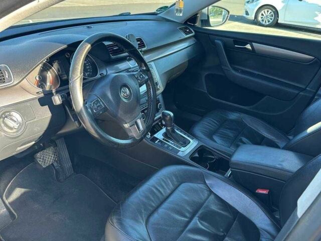 Фольксваген Пассат Вариант 2011 в Ковель на Automoto.ua Серый Фольксваген Пассат Вариант, объемом двигателя 2 л и пробегом 272 тыс. км за 11300 $, фото 20 на Automoto.ua