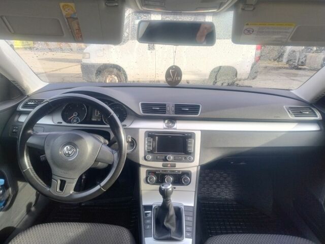 Фольксваген Пассат Варіант 2011 у Львові на Automoto.ua Сірий Фольксваген Пассат Варіант, об'ємом двигуна 2 л та пробігом 297 тис. км за 9000 $, фото 2 на Automoto.ua