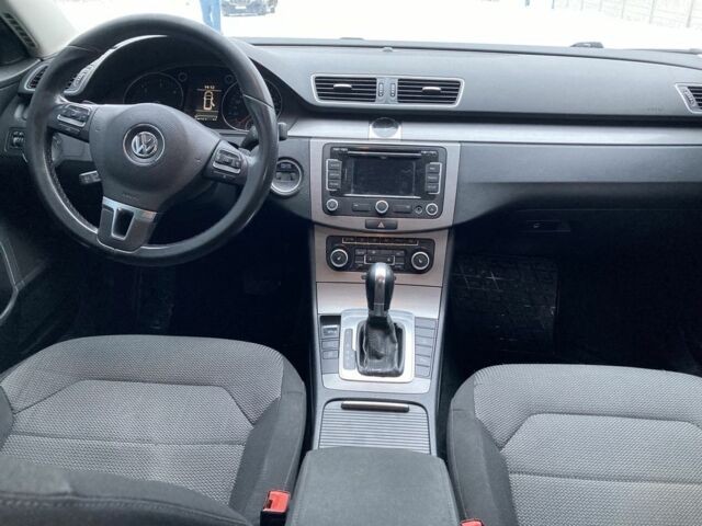 Серый Фольксваген Пассат Вариант, объемом двигателя 2 л и пробегом 263 тыс. км за 9200 $, фото 6 на Automoto.ua