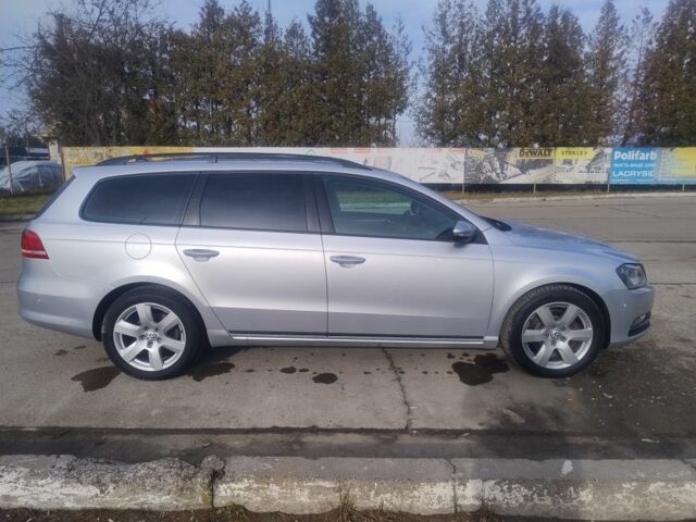 Фольксваген Пассат Варіант 2011 у Львові на Automoto.ua Сірий Фольксваген Пассат Варіант, об'ємом двигуна 2 л та пробігом 297 тис. км за 9000 $, фото 6 на Automoto.ua