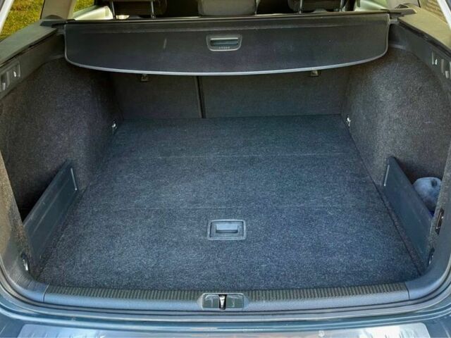 Сірий Фольксваген Пассат Варіант, об'ємом двигуна 1.6 л та пробігом 370 тис. км за 8100 $, фото 7 на Automoto.ua