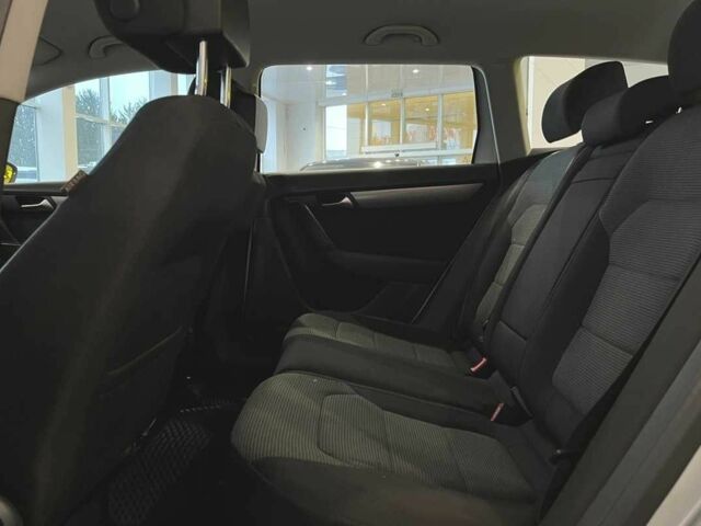 Фольксваген Пассат Вариант 2011 в Львове на Automoto.ua Серый Фольксваген Пассат Вариант, объемом двигателя 1.6 л и пробегом 268 тыс. км за 9000 $, фото 21 на Automoto.ua