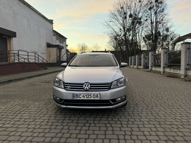 Серый Фольксваген Пассат Вариант, объемом двигателя 2 л и пробегом 255 тыс. км за 11000 $, фото 1 на Automoto.ua