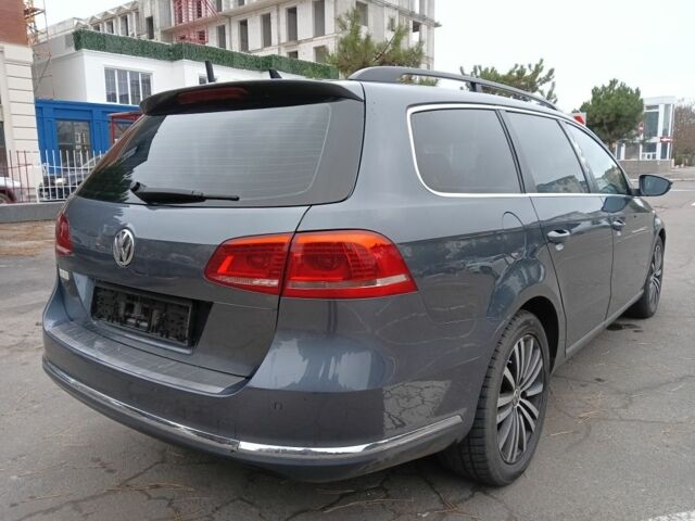 Серый Фольксваген Пассат Вариант, объемом двигателя 2 л и пробегом 344 тыс. км за 7700 $, фото 6 на Automoto.ua